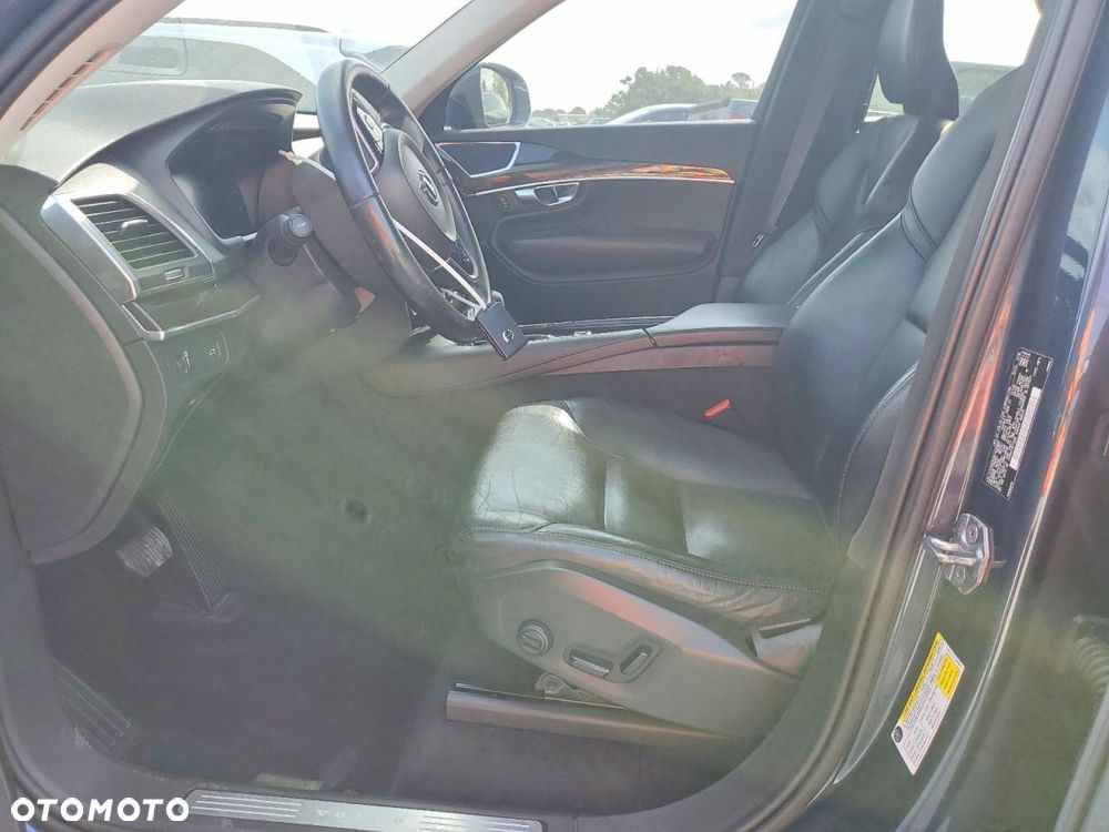 Volvo XC 90 T5 AWD Momentum 7os - 11