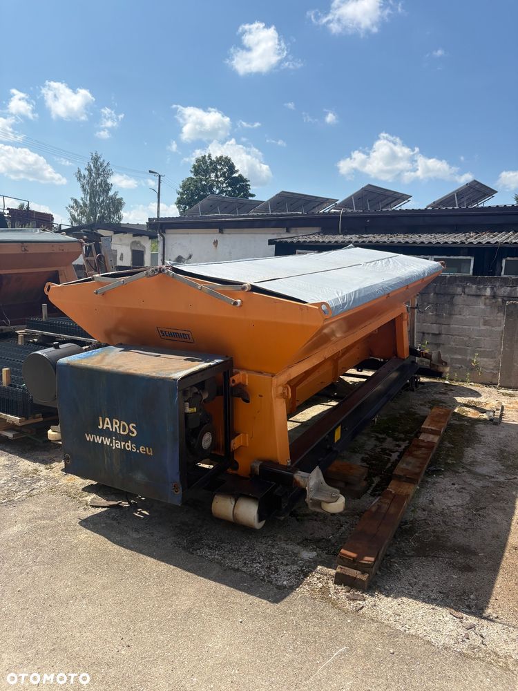 Volvo EW140C - 8