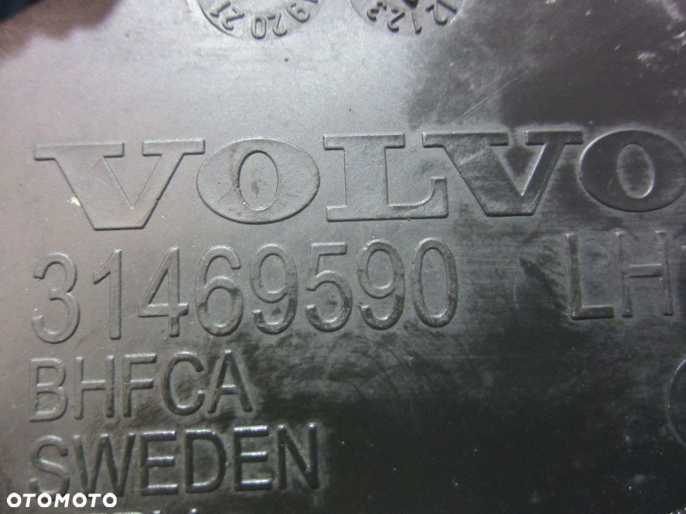 VOLVO XC40 II XC 40 CHLAPACZE ZESTAW CHLAPACZ PRAWY LEWY PRZÓD TYŁ 32226807 - 15