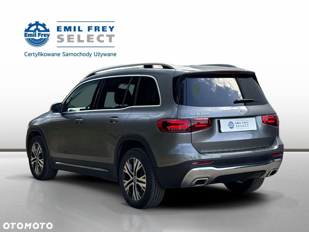 Mercedes-Benz GLB - 5