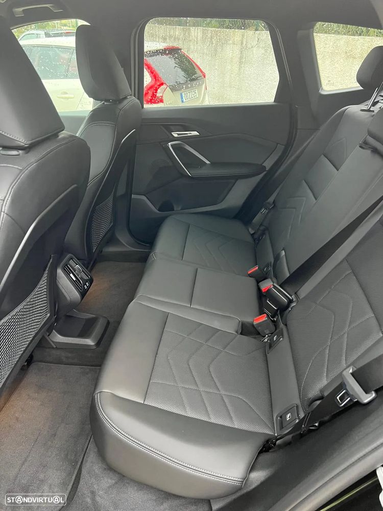 BMW iX1 xDrive30 xLine - 18