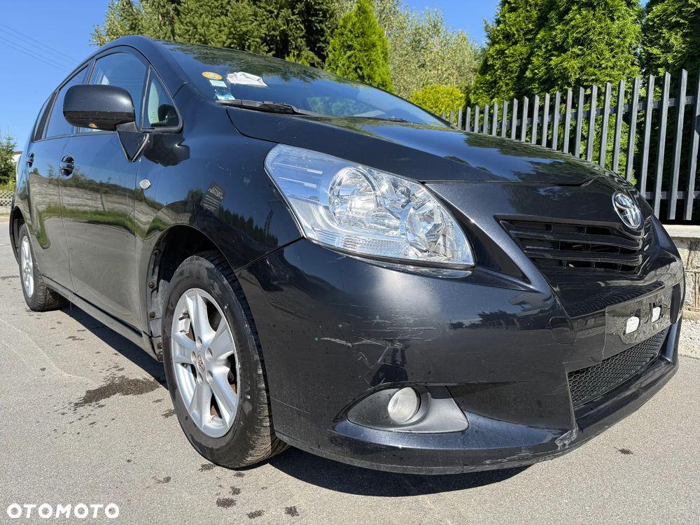 Toyota Verso Diesel Executive - 1