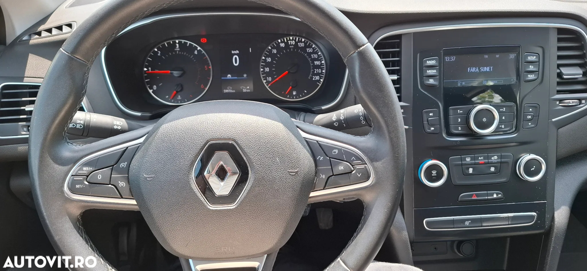 Renault Megane BLUE dCi 115 Equilibre - 17