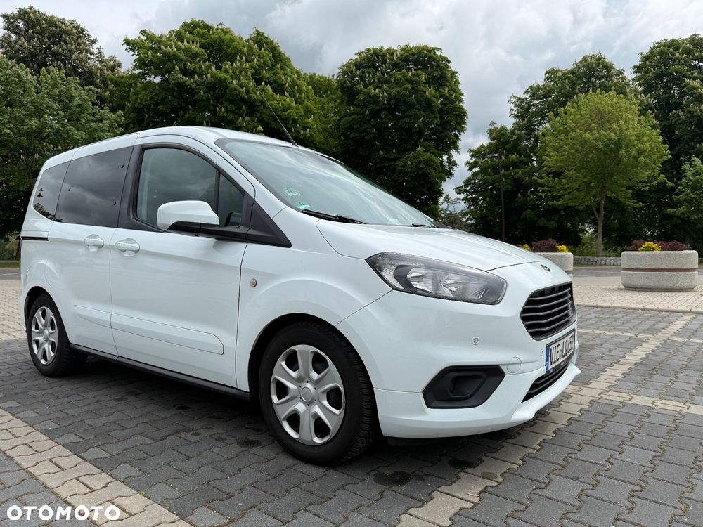 Ford Tourneo Courier 1.5 TDCi Trend - 23