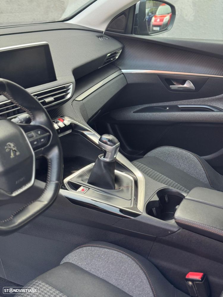 Peugeot 3008 PureTech 130 Stop & Start GPF Active - 10