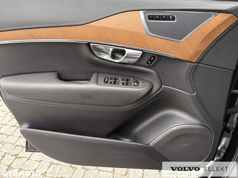 Volvo XC 90 - 17