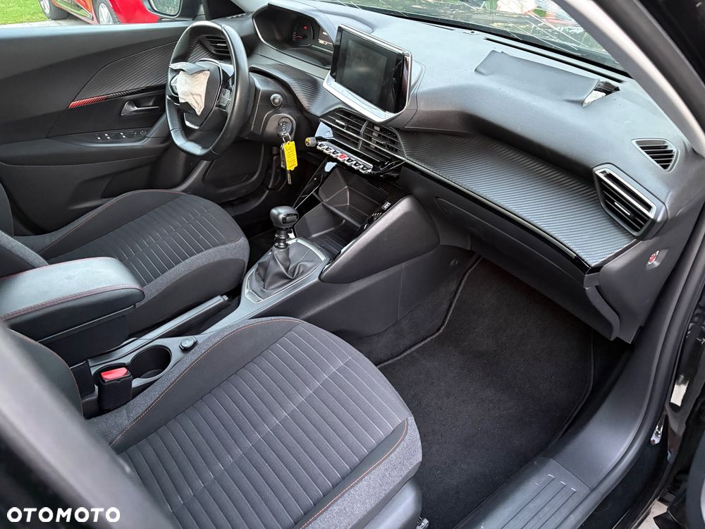 Peugeot 2008 PureTech 130 GPF Stop&Start Allure - 10
