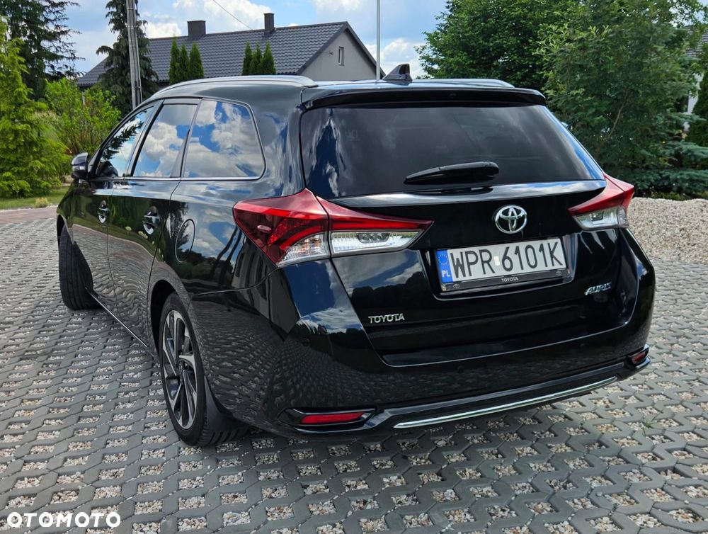 Toyota Auris 1.6 D-4D Comfort - 11