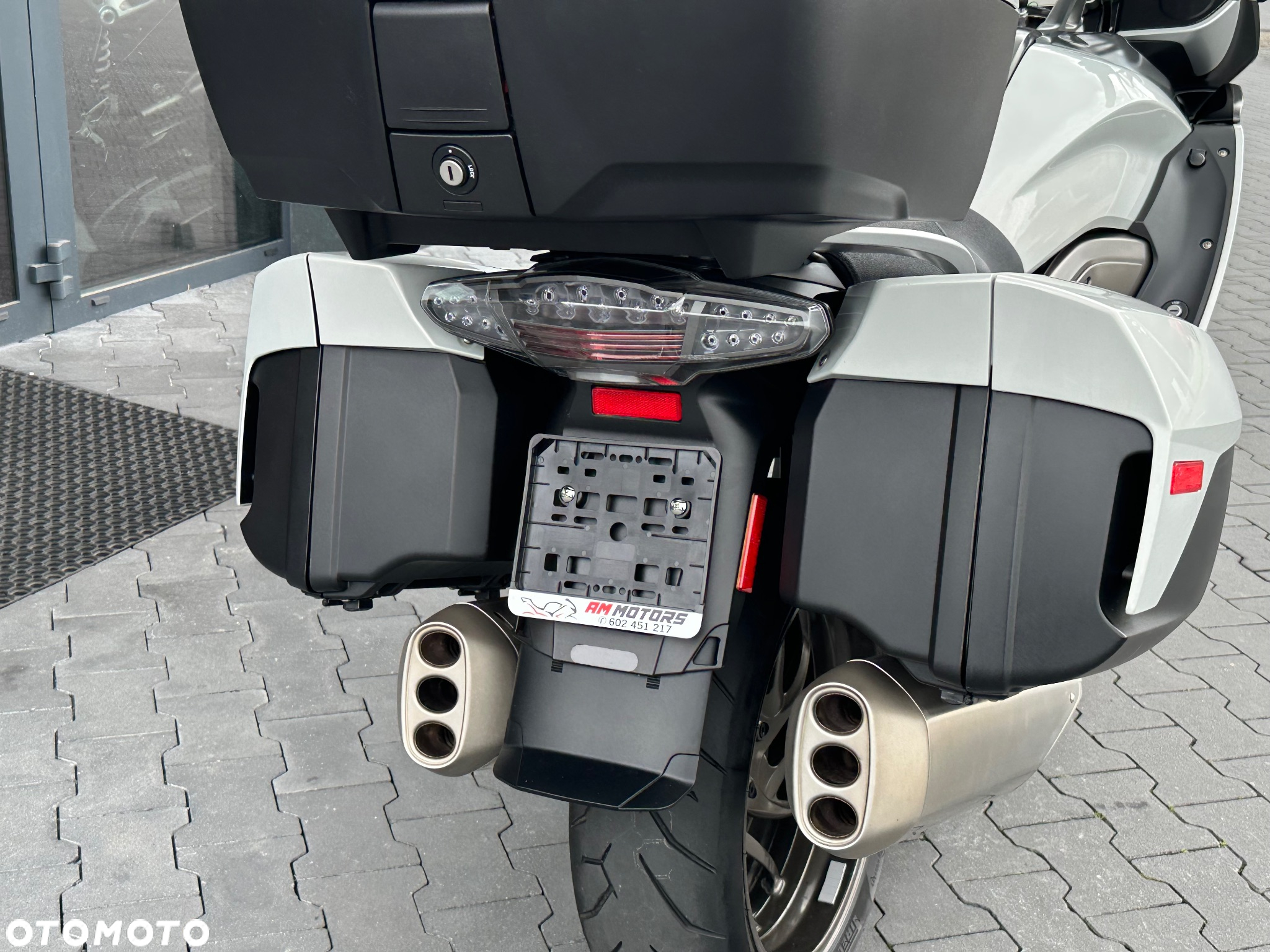 BMW K - 9