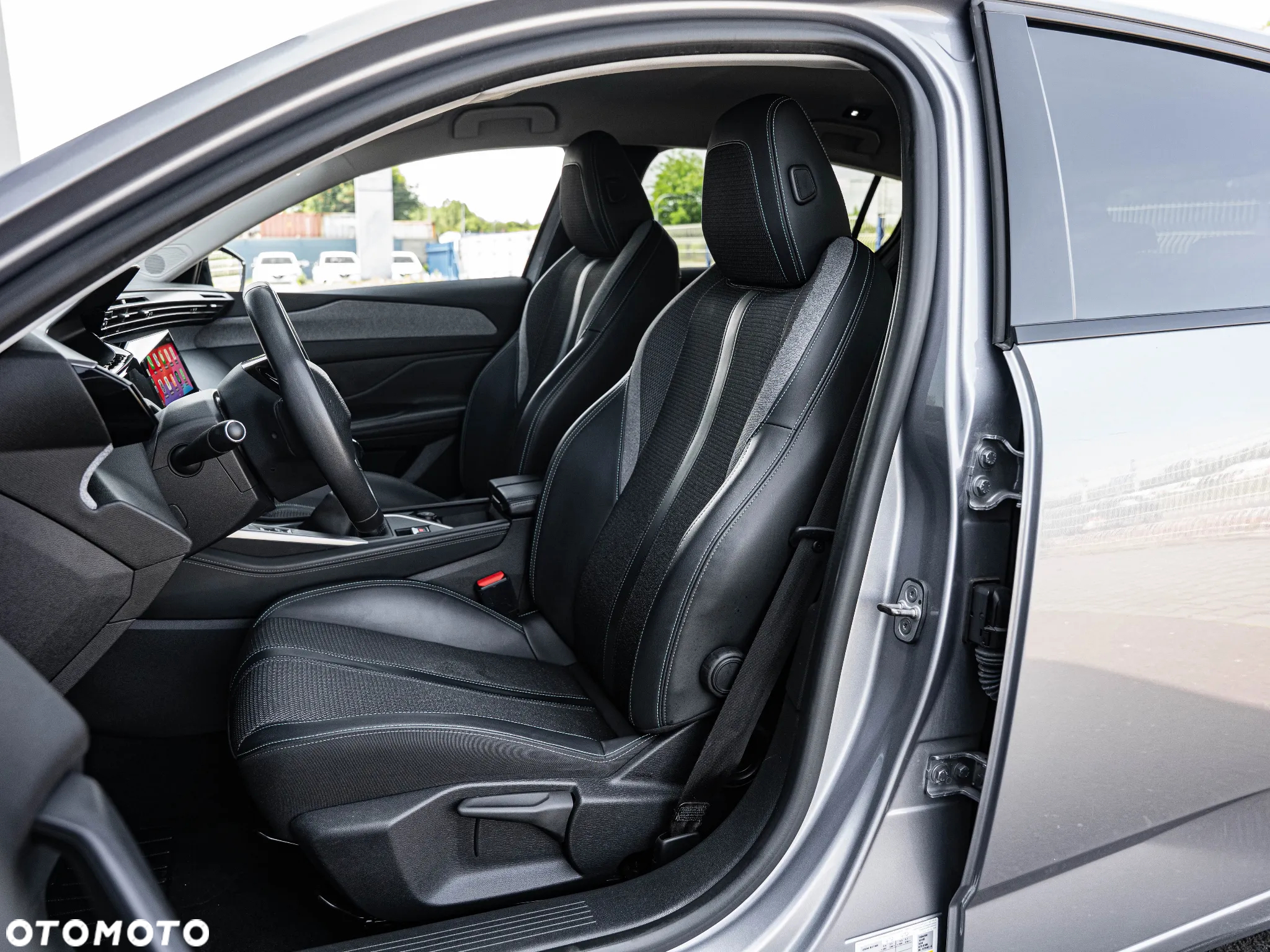 Peugeot 308 1.5 BlueHDi Allure Pack S&S - 23