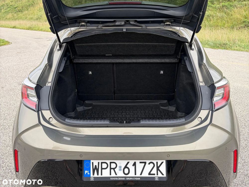 Toyota Corolla - 27