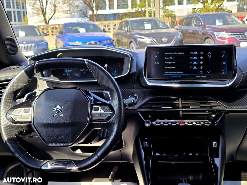 Peugeot 2008 - 7