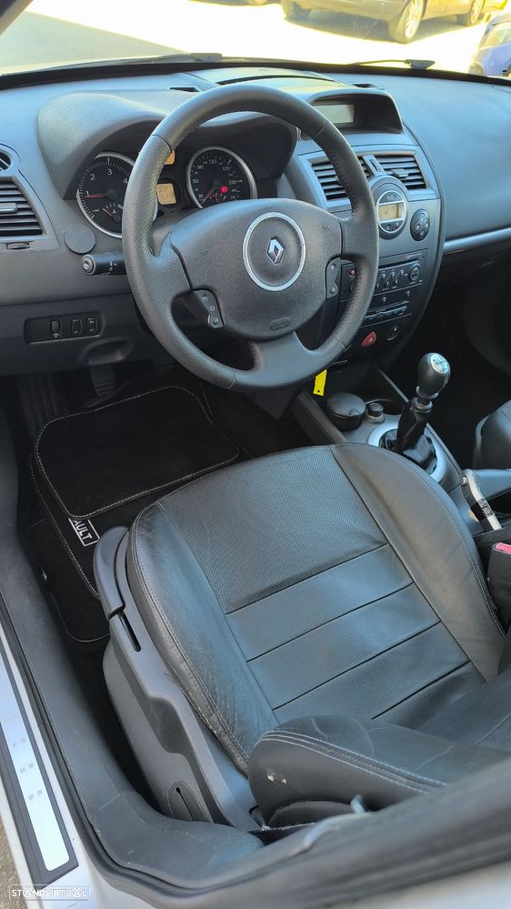 Renault Mégane 2.0 dCi SE Exclusive - 31