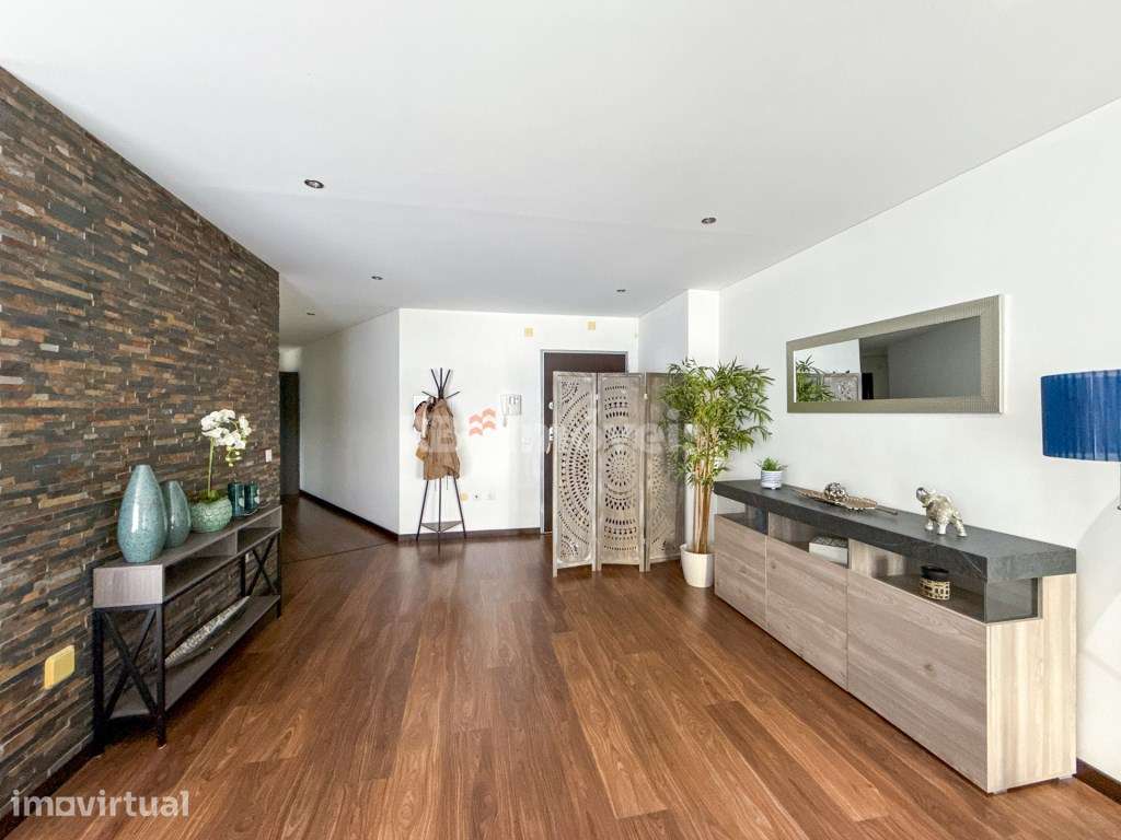 Exclusivo - Apartamento T2 Semi-Novo na Zona Norte do Entroncamento - Grande imagem: 3/50