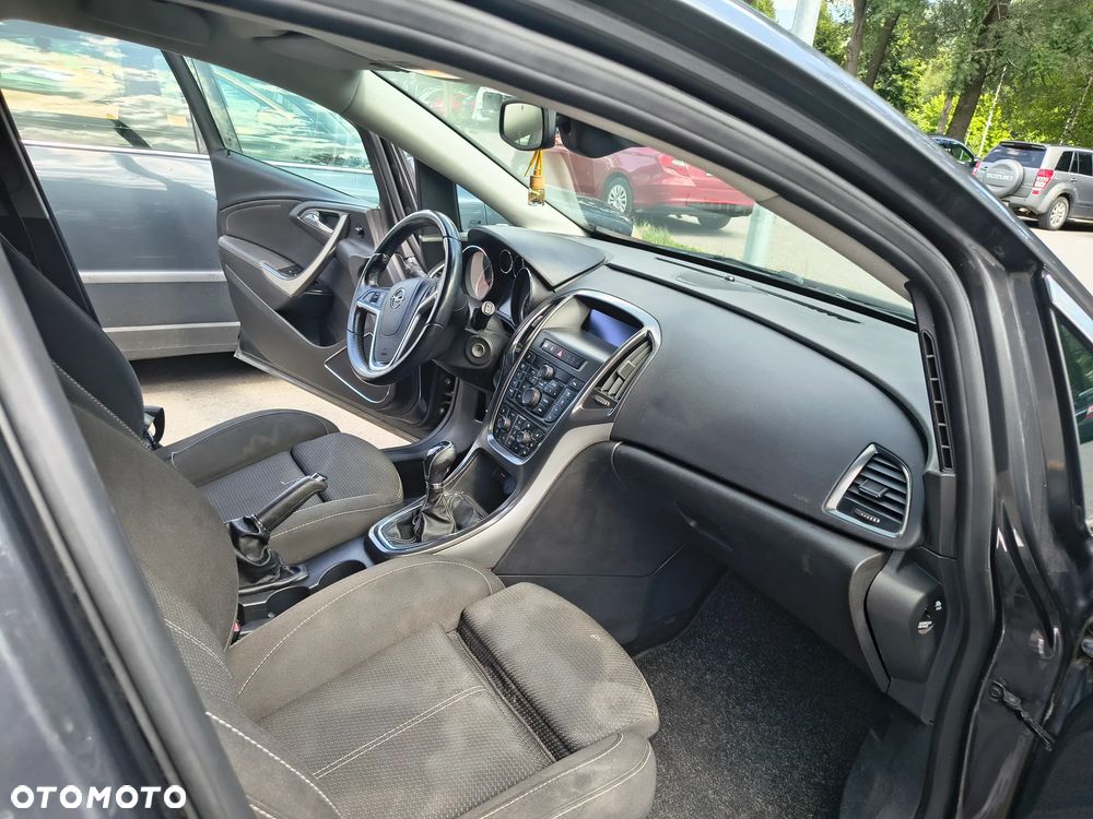 Opel Astra 2.0 CDTI Cosmo - 7