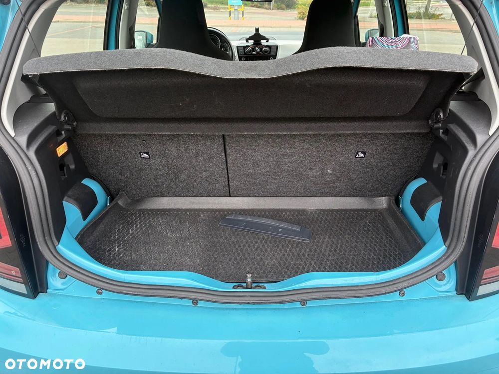 Volkswagen up! 1.0 high EU6 - 6