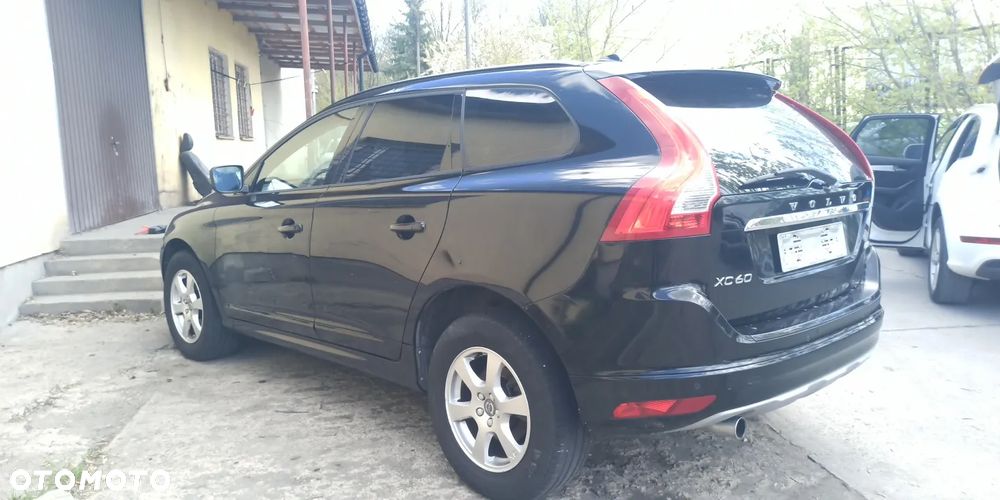 Volvo XC 60 D3 Inscription - 4