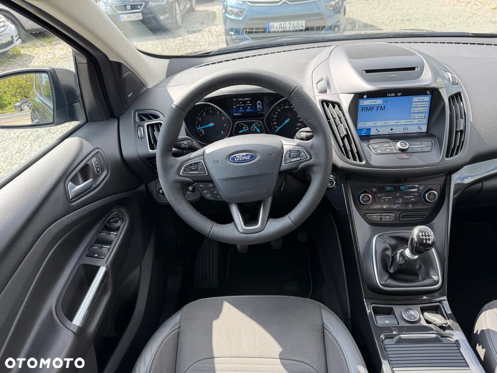 Ford Kuga 1.5 EcoBoost 2x4 Titanium - 34