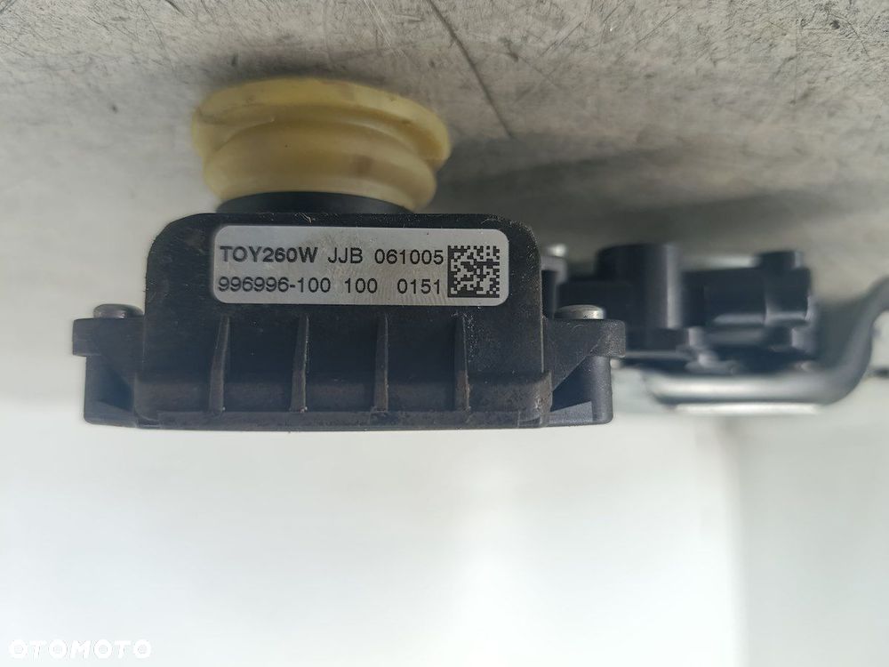 PODNOŚNIK SZYBY PRAWY PRZÓD TOYOTA COROLLA VERSO II 69810-0F010  996996-100 - 3
