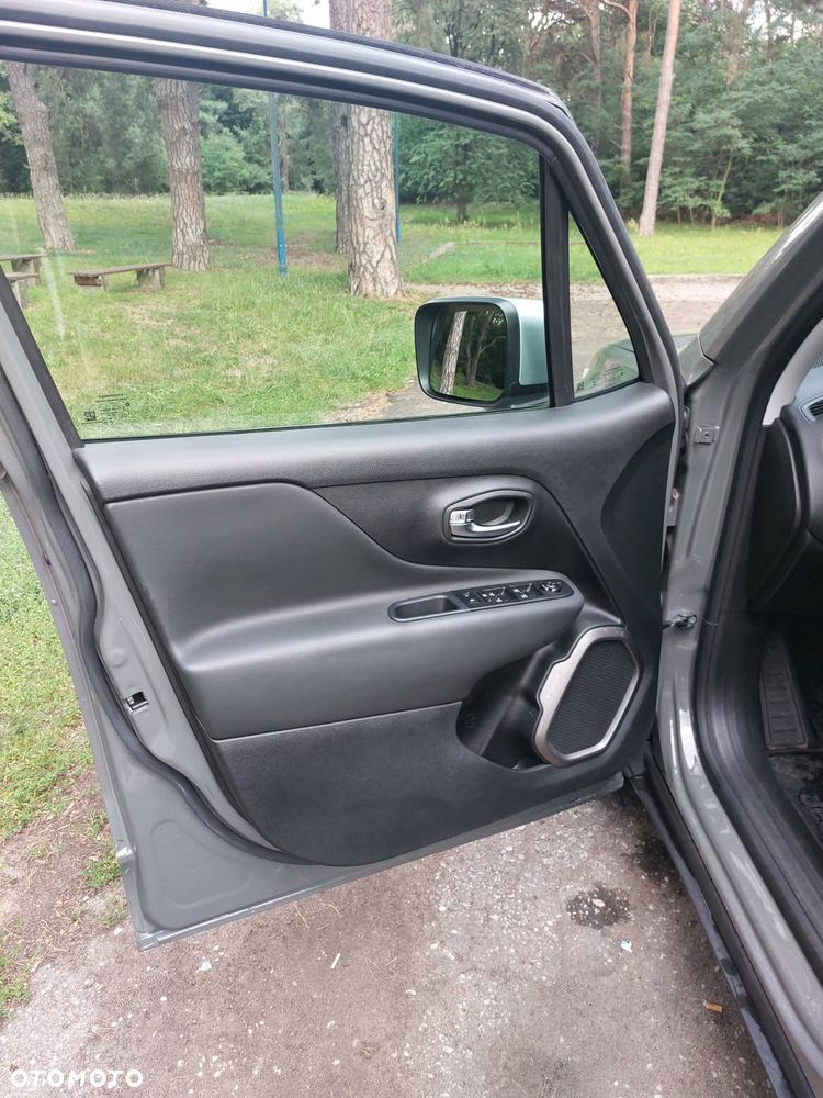 Jeep Renegade 1.0 GSE T3 Turbo Limited FWD S&S - 11