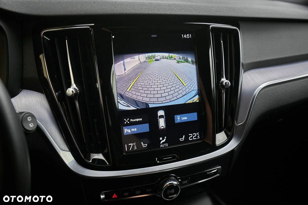 Volvo V60 D3 Momentum Pro - 34