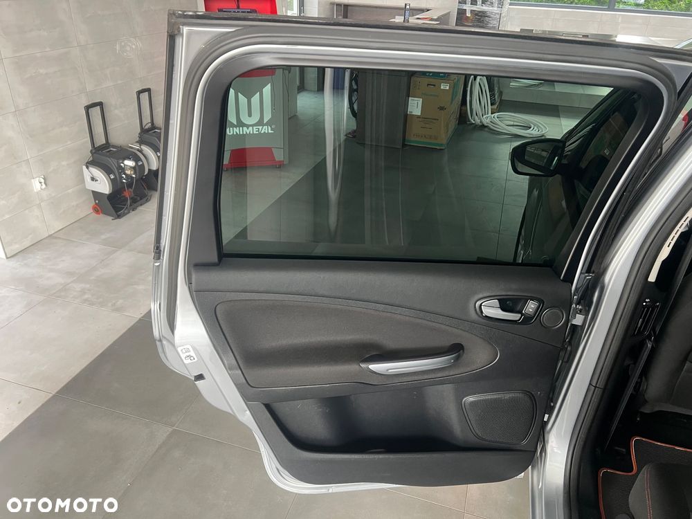 Ford Galaxy 2.0 TDCi Platinium X - 19