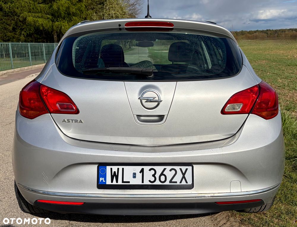 Opel Astra 1.6 Style - 6