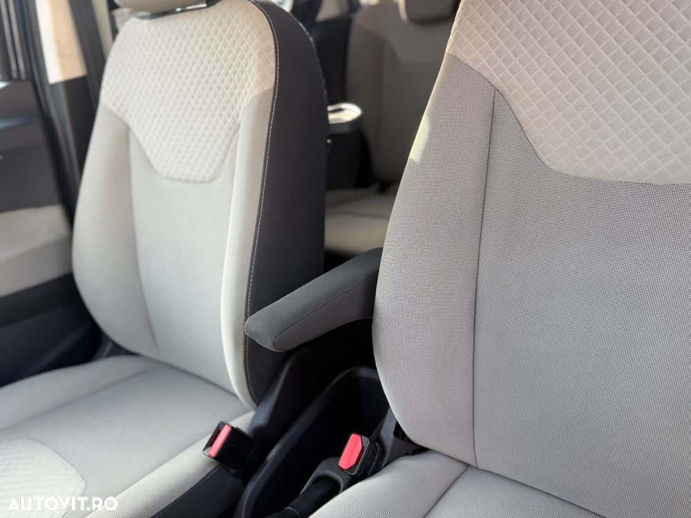 Ford Tourneo Courier 1.0 EcoBoost Titanium - 17