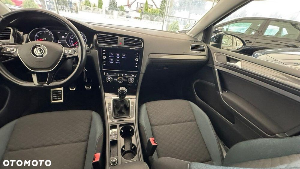 Volkswagen Golf 1.5 TSI BMT IQ Drive - 39