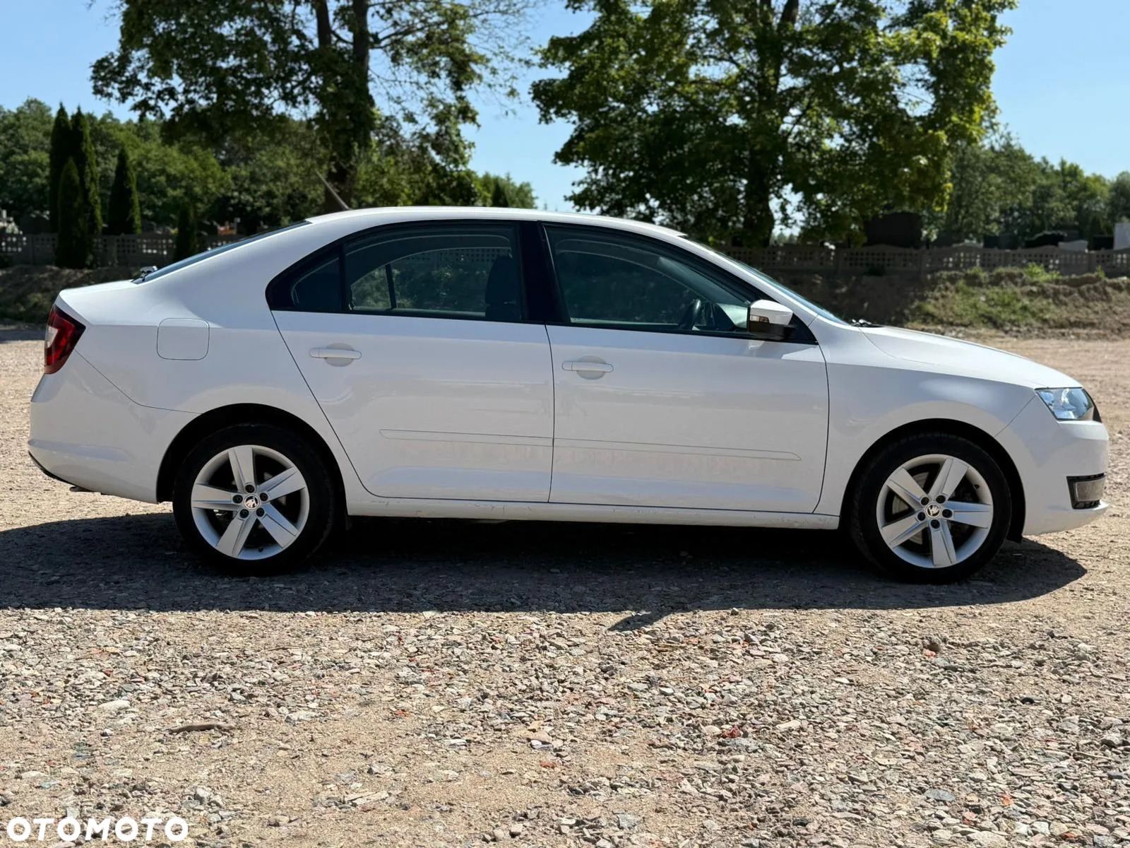 Skoda RAPID 1.2 TSI Style - 10