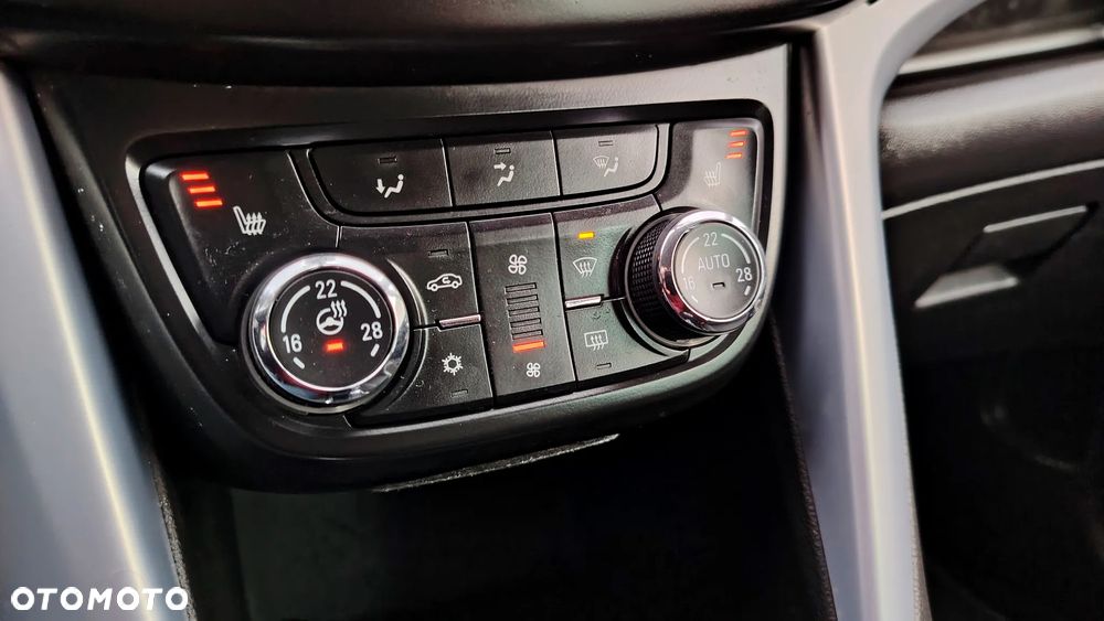 Opel Zafira 1.4 T Cosmo - 23