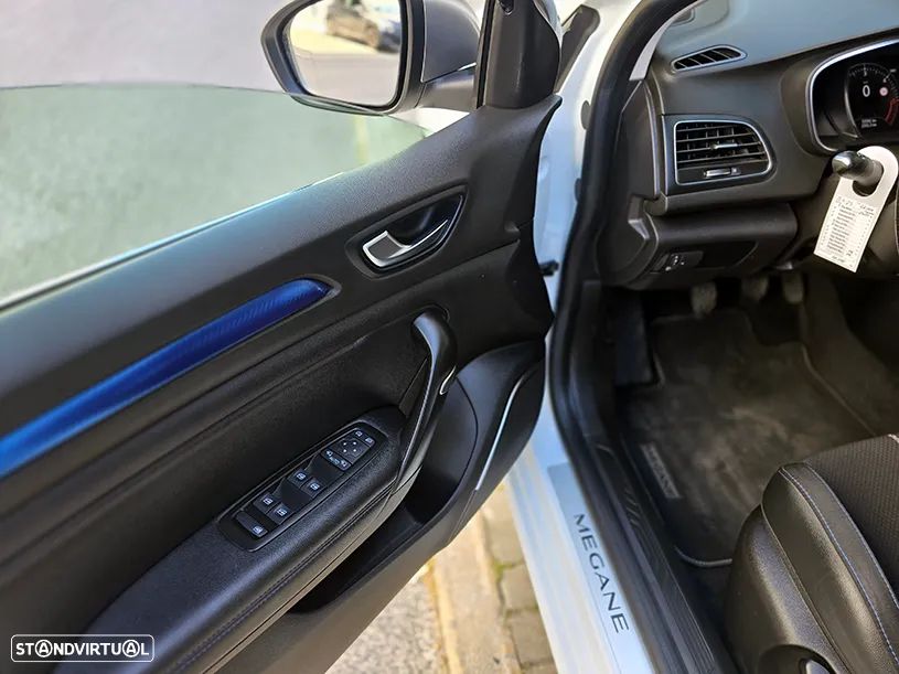 Renault Mégane 1.5 Blue dCi GT Line - 12