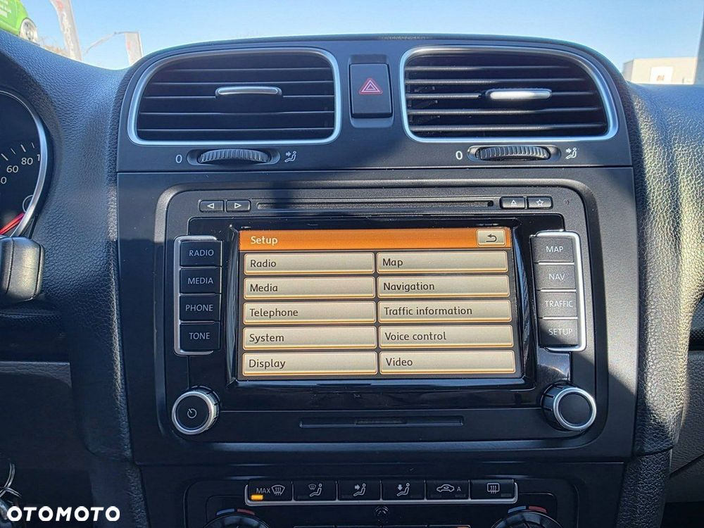 Volkswagen Golf 2.0 TDI DPF DSG Tour Edition - 19