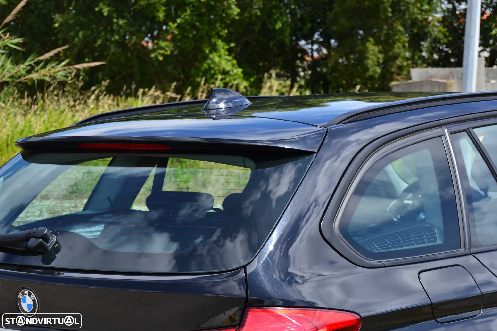 BMW 318 d Touring - 14