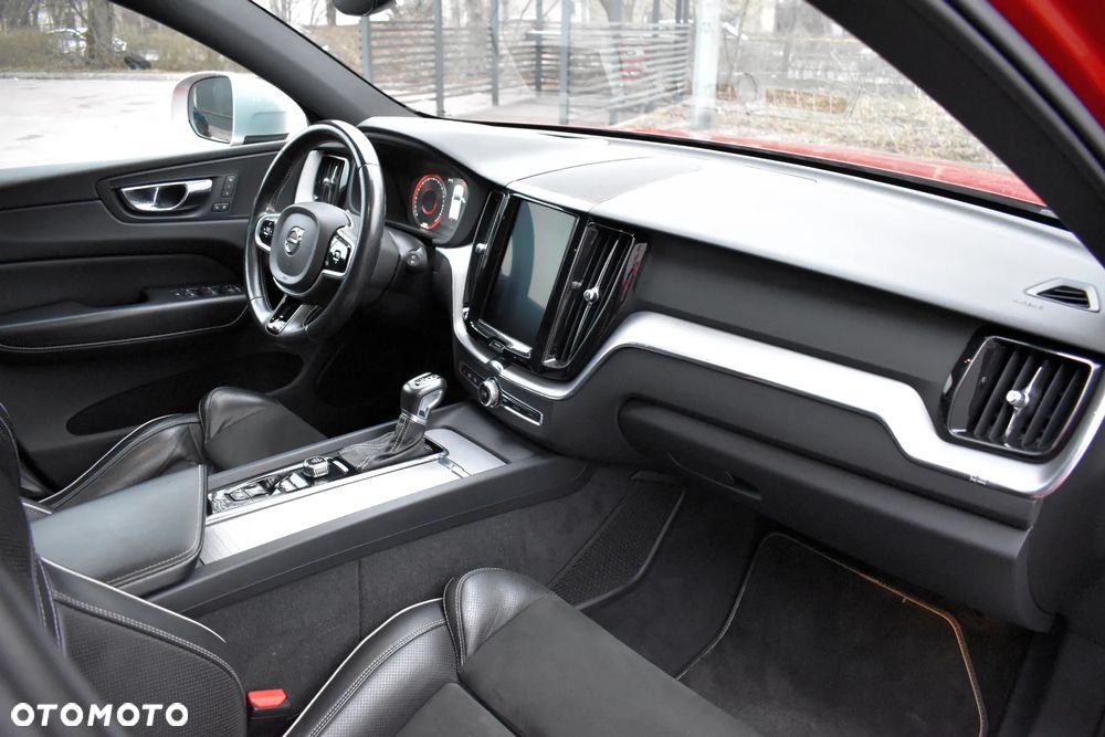 Volvo XC 60 D4 Geartronic RDesign - 19