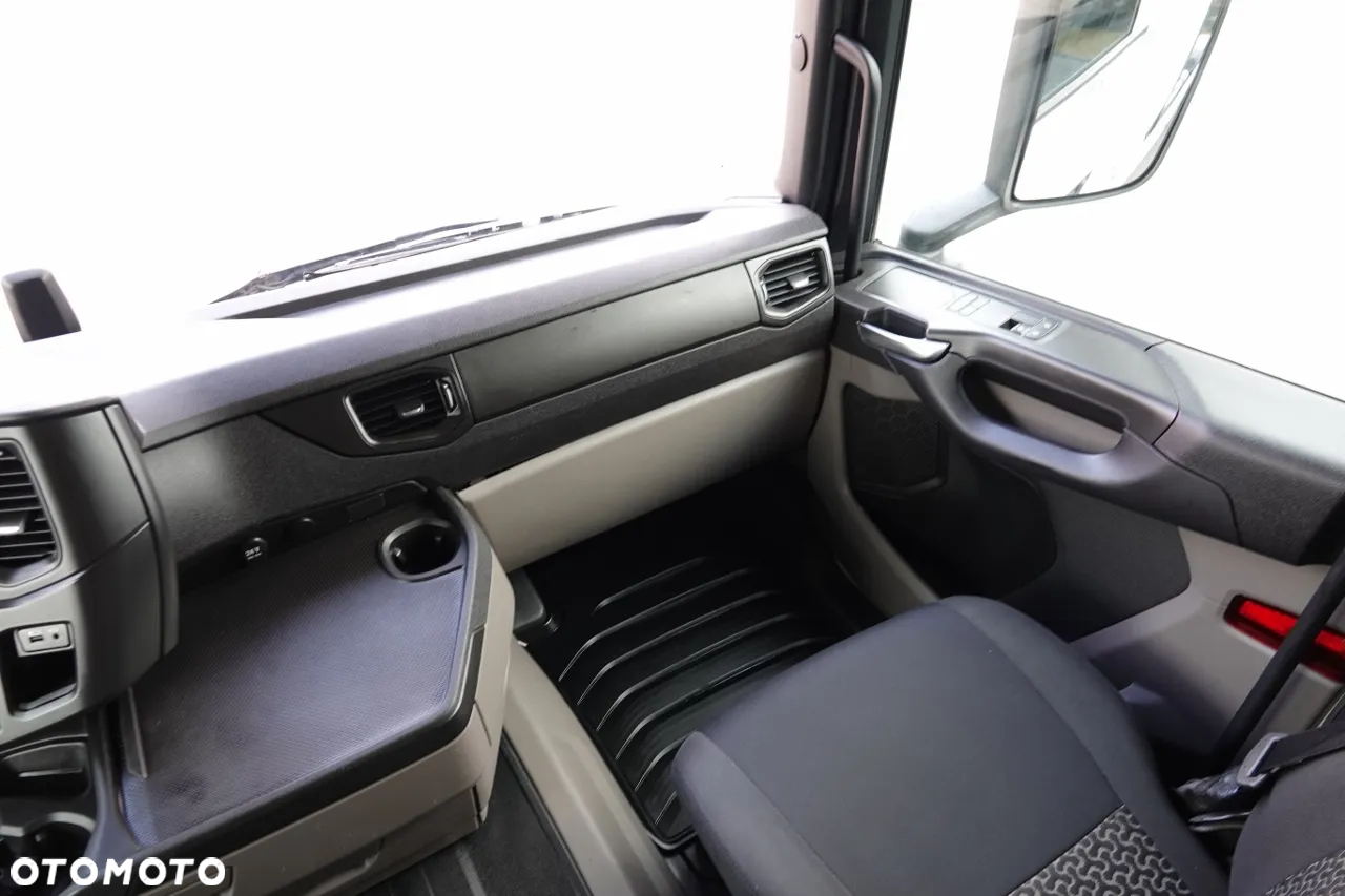 Scania R 450 / RETARDER / KLIMA POSTOJOWA / OPONY 100% / PO KONTRAKCIE SERWISOWYM - 32