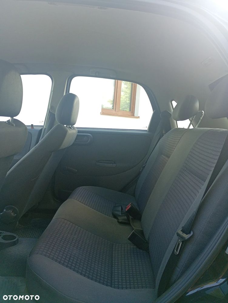Opel Corsa - 8