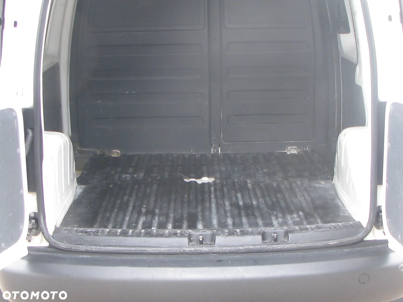 Volkswagen Caddy - 9