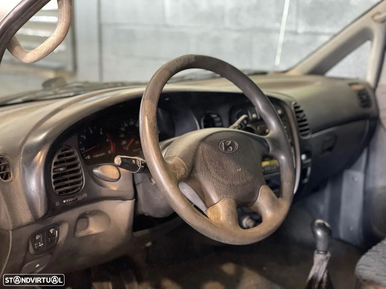Hyundai H-1 2.4 TD 9L - 6