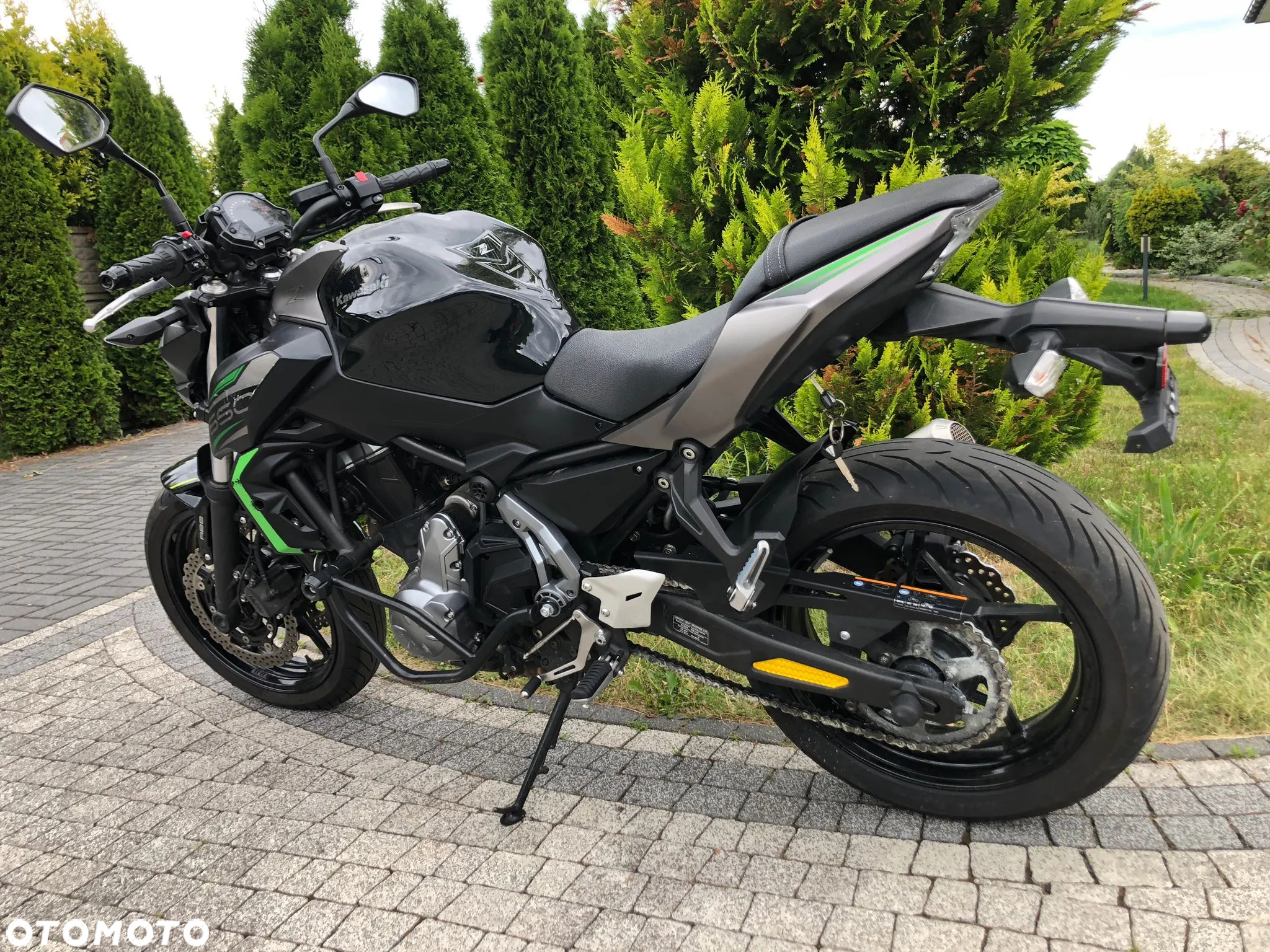 Kawasaki Z 650 - 5