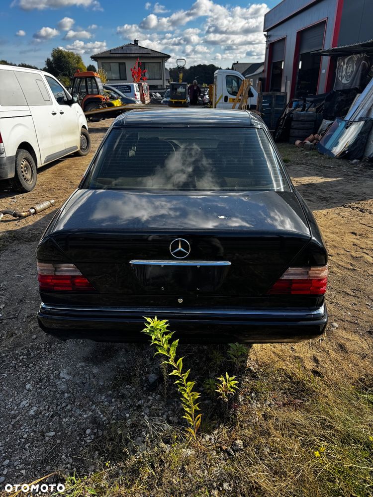 Mercedes-Benz Klasa E 420 - 5