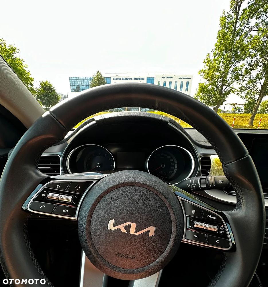 Kia XCeed 1.5 T-GDI M - 14