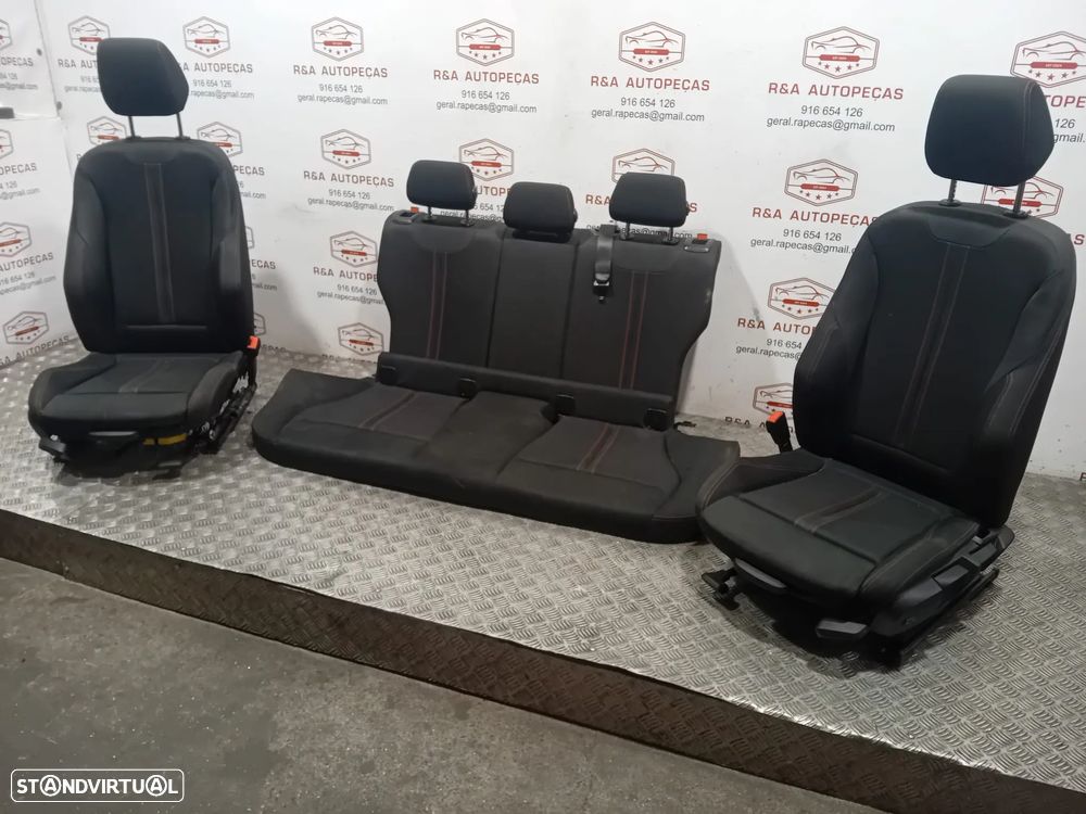 Conjunto de Bancos BMW Série 1 F20 LCI Sport em Tecido Original - 2