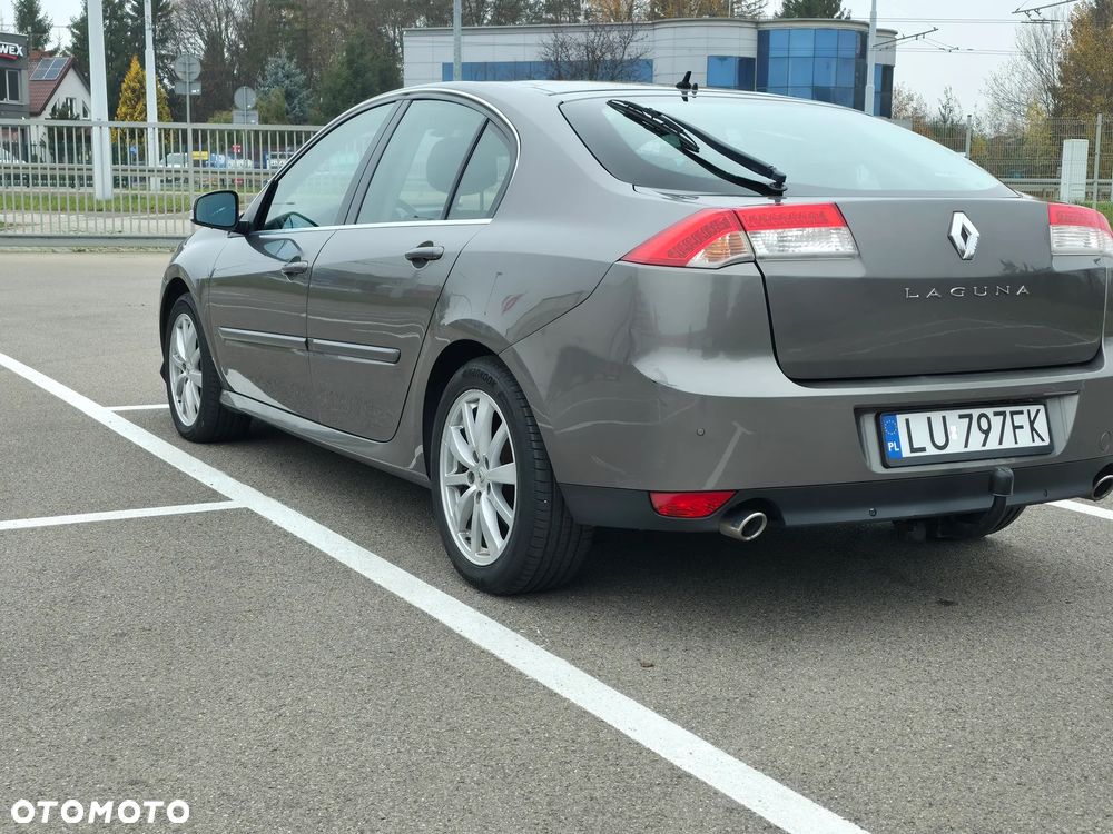Renault Laguna 2.0 DCi Initiale - 8