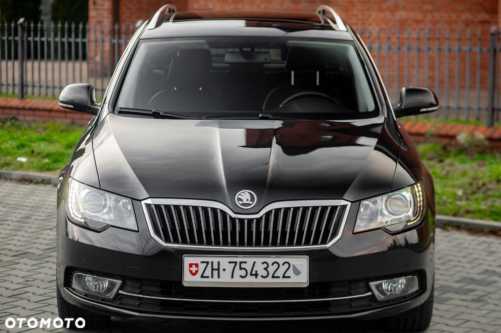 Skoda Superb 2.0 TDI Green tec 4x4 DSG L&K - 4