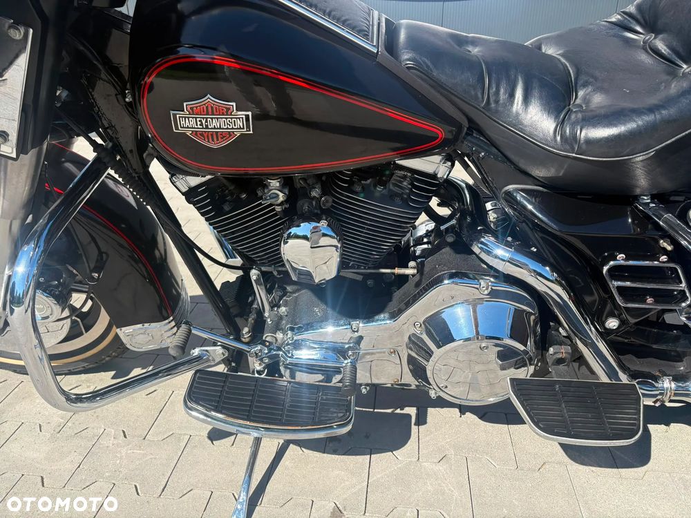 Harley-Davidson FLH Electra Glide - 10
