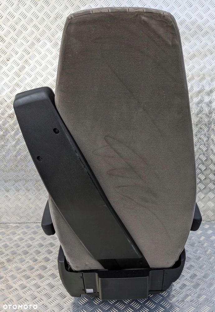 FOTEL KIEROWCY SCANIA R S NTG - 3