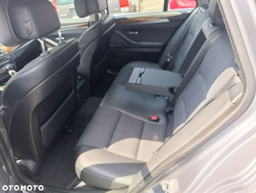 BMW Seria 5 - 12