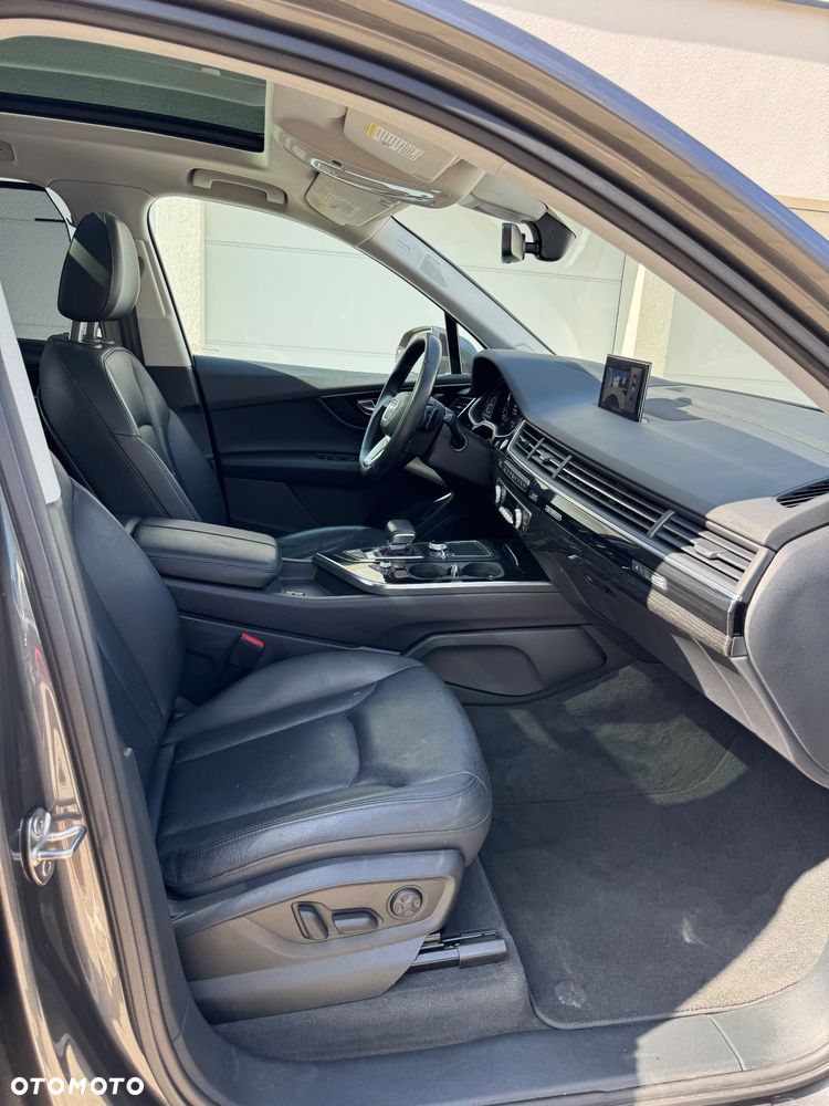Audi Q7 - 30