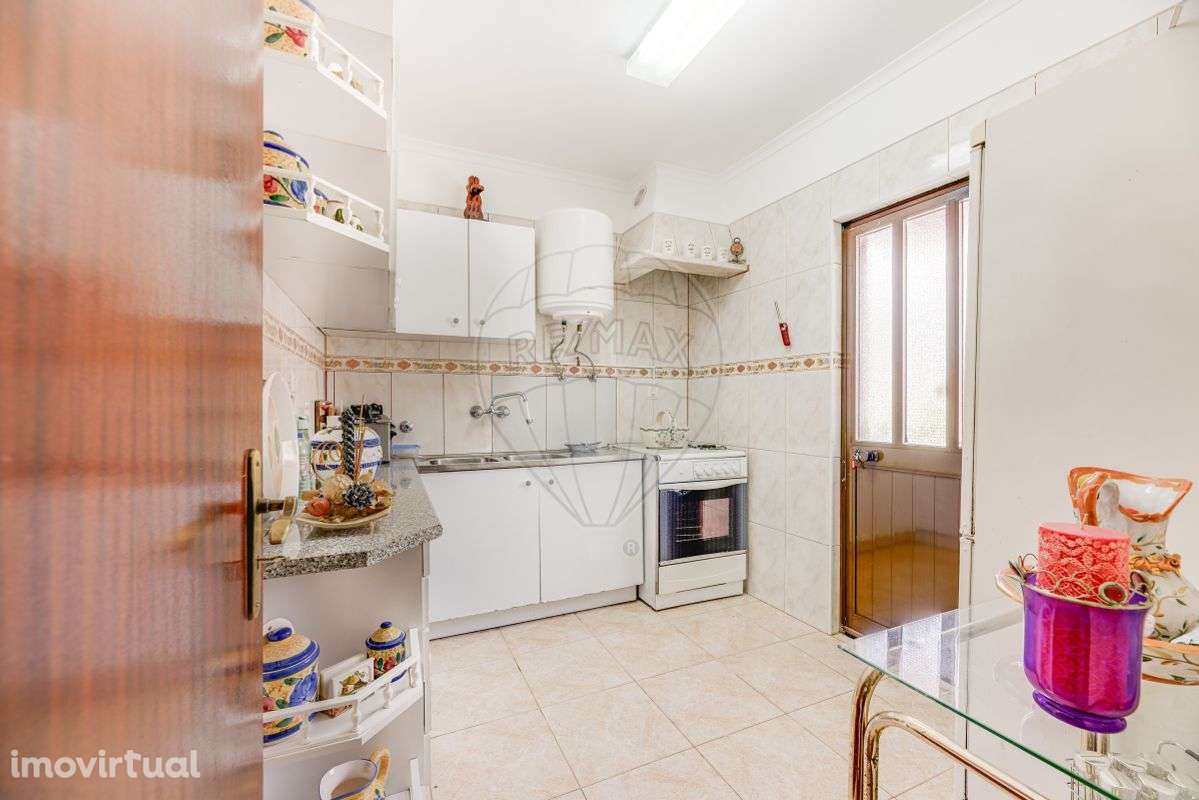 Moradia T2 para venda - Grande imagem: 2/25